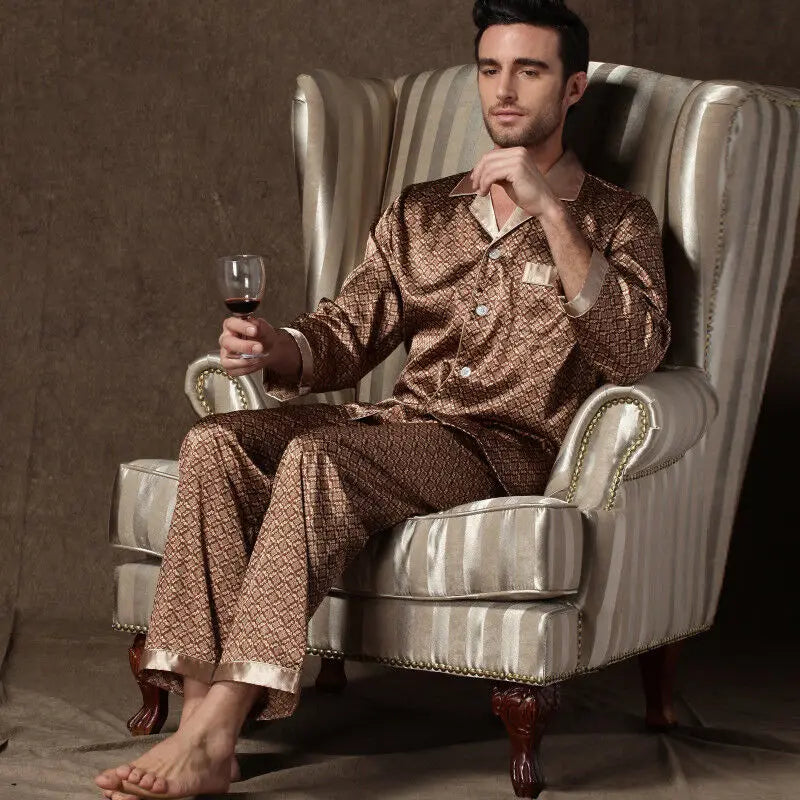 Pyjama Homme 2 Pièces Soie de Glace Satin Col Rabattu Manches Longues Style Luxe Imprimé Printemps Été – CLEVI Paris