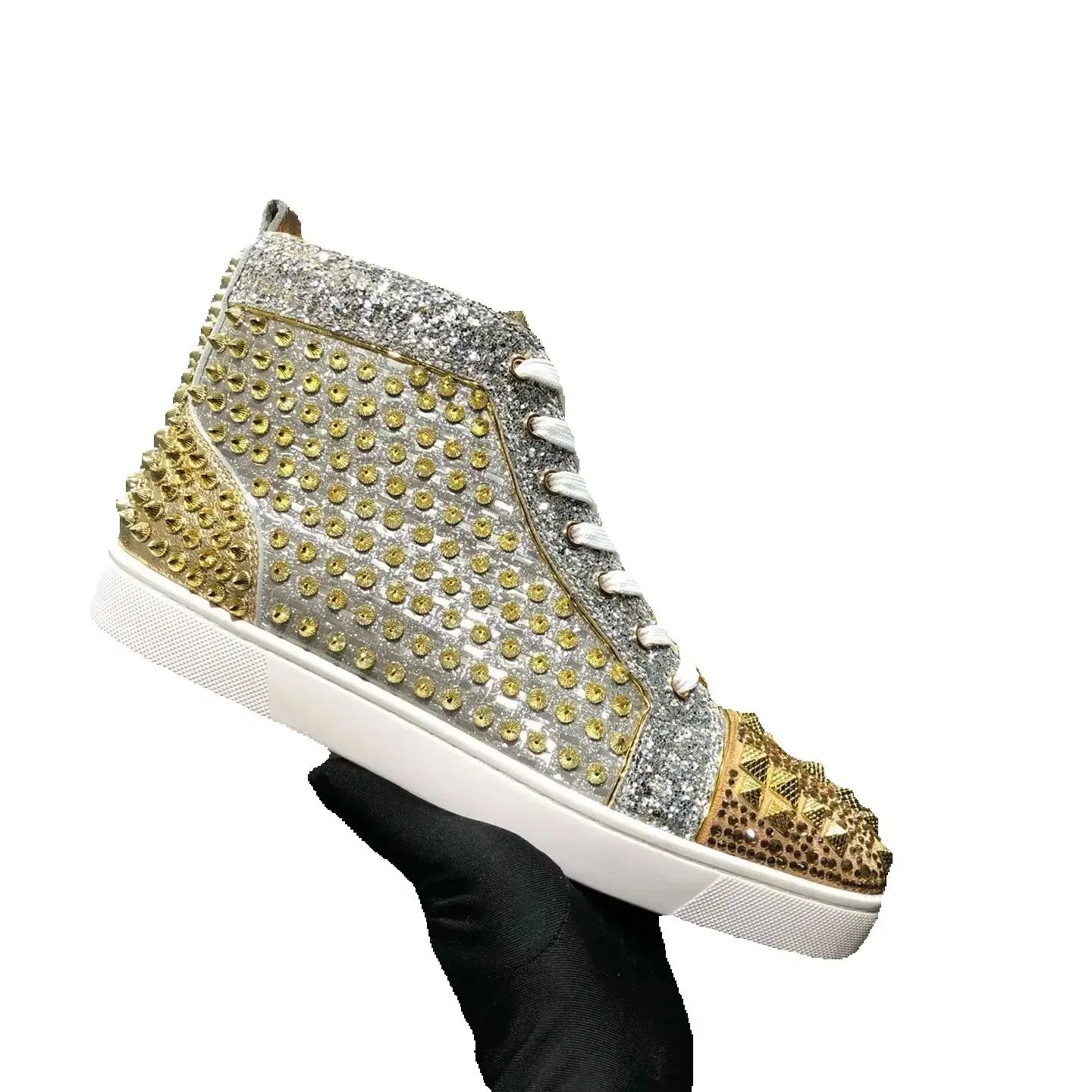 Sneakers Montantes Cuir Véritable Or Rivets Diamants Homme – Semelle Rouge, Lacets, Tailles 35-48 – CLEVI Paris