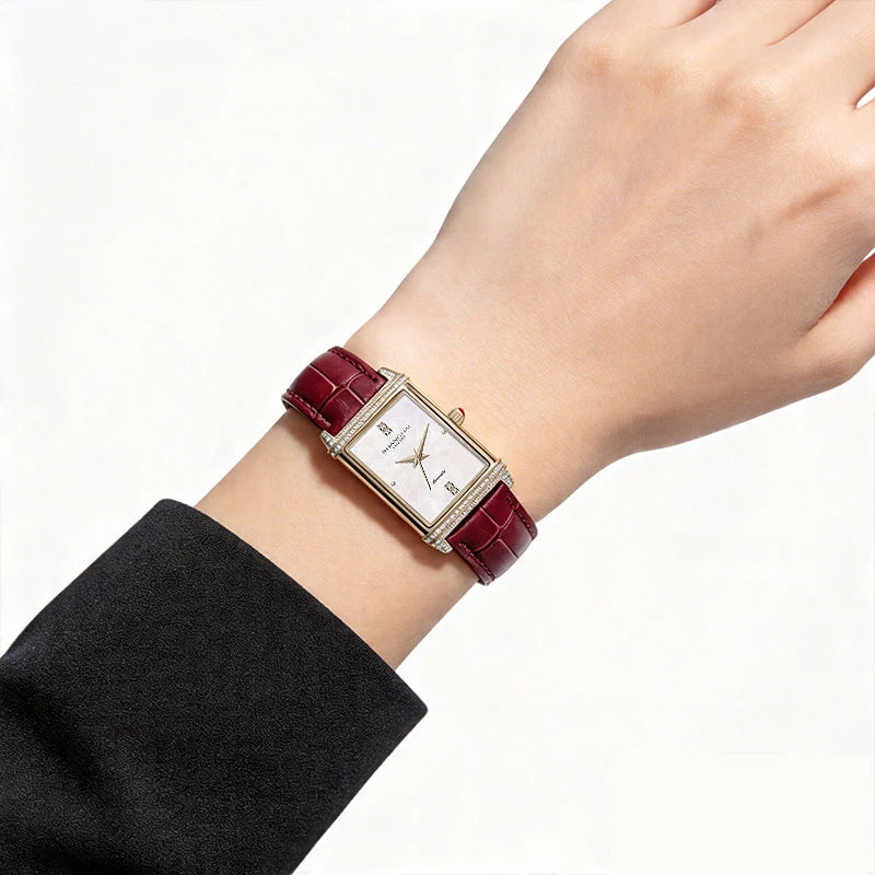 Shanghai Watch 22MT Montre Automatique Femme Rectangulaire Saphir Cuir 25x41mm – CLEVI Paris
