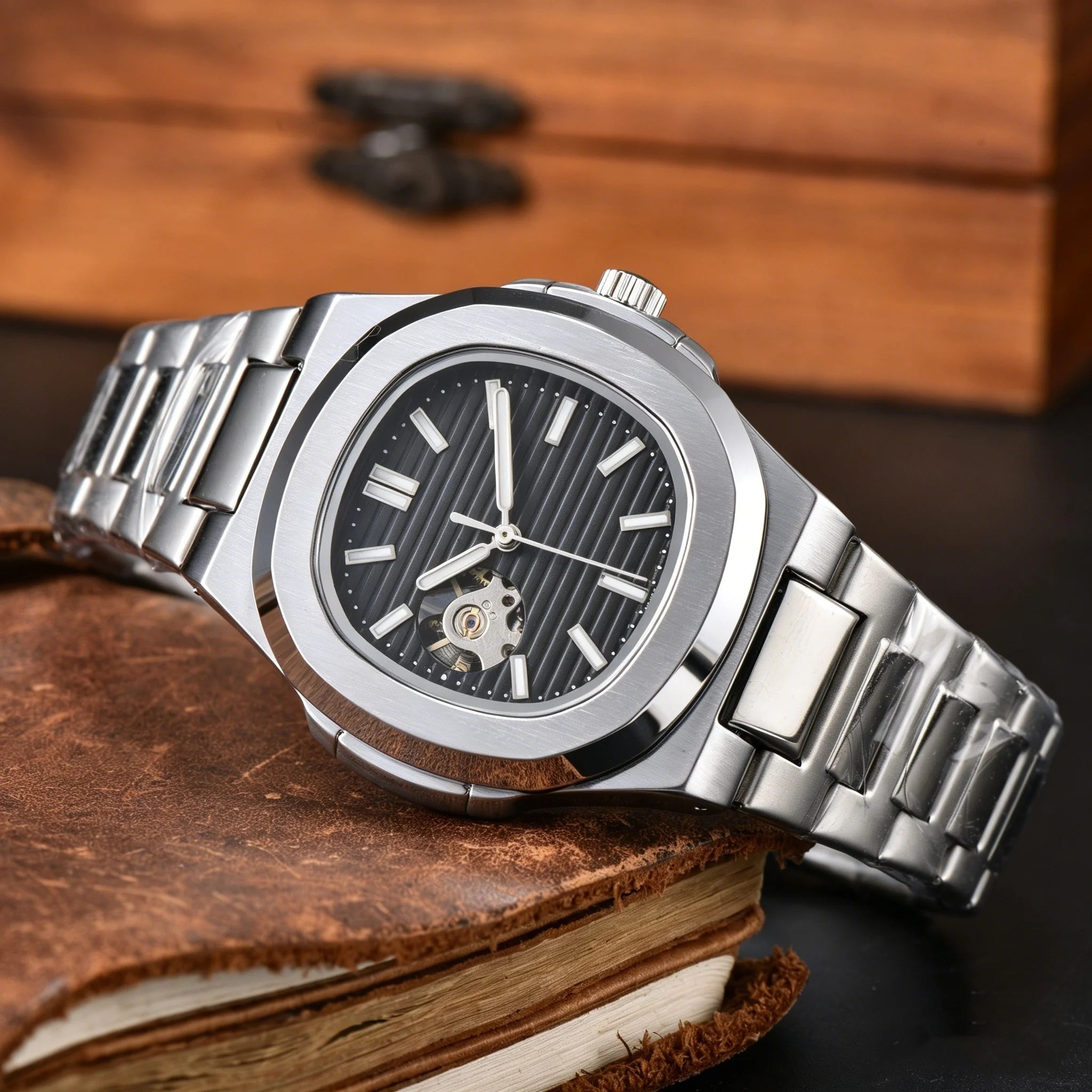 Montre Mécanique Homme Squelette Cadran Ouvert Acier 904L Bracelet Acier – CLEVI Paris