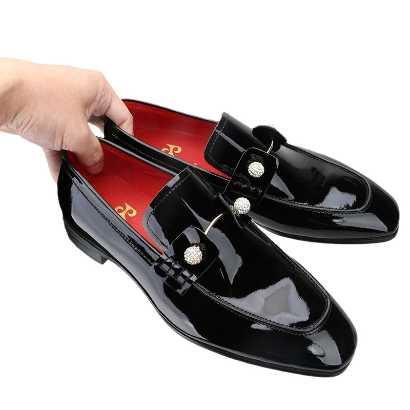 Mocassins Homme Cuir Veau Verni Noir Cristaux Argentés Boucles Fait Main Mariage Piergitar – CLEVI Paris