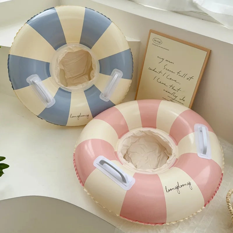 Bouée Siège Gonflable Piscine – Anneau Flottant Rayures Rétro, Plage & Fêtes – CLEVI Paris