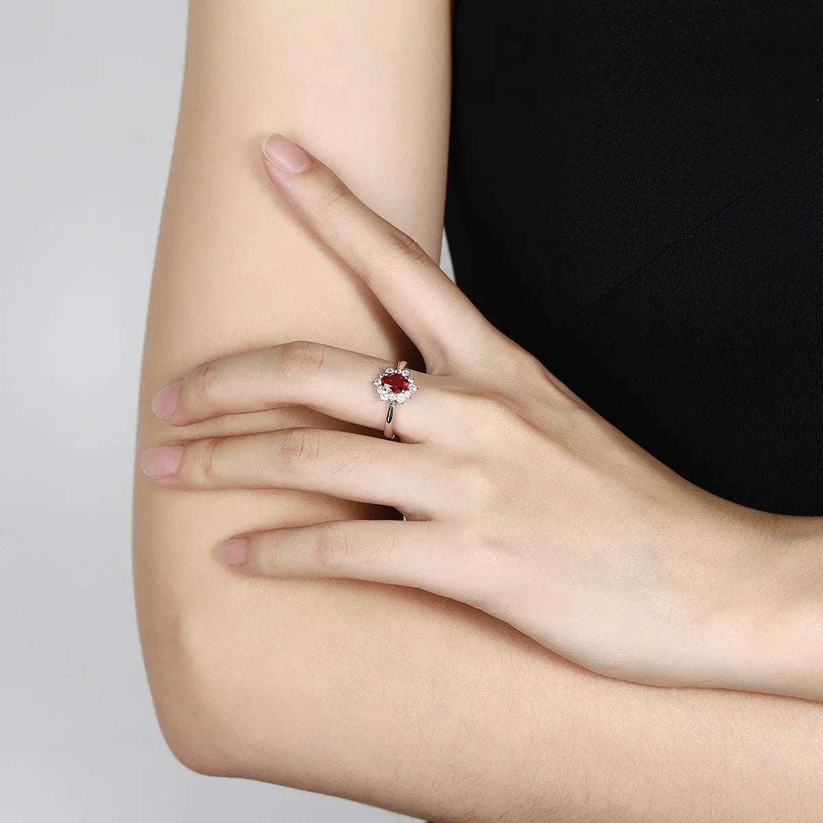 Bague Moissanîte 2 Carats Ovale | Argent 925 Certifié GRA – CLEVI Paris