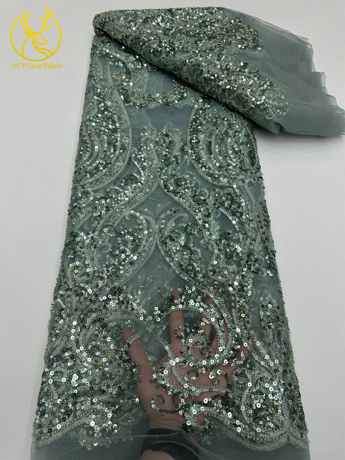 Tissu dentelle brodée à perles et sequins – CLEVI Paris