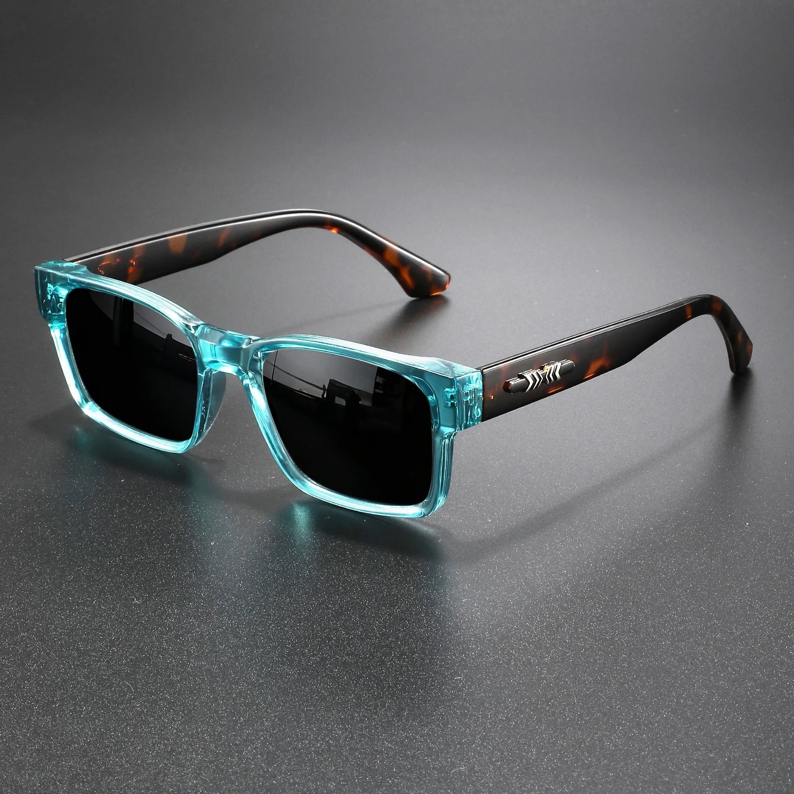 Lunettes de Soleil Rétro Punk Carrées UV400 Unisexe — CLEVI Paris