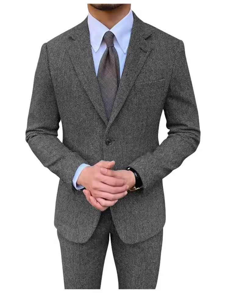 Costume homme 3 pièces classique à chevrons – CLEVI Paris