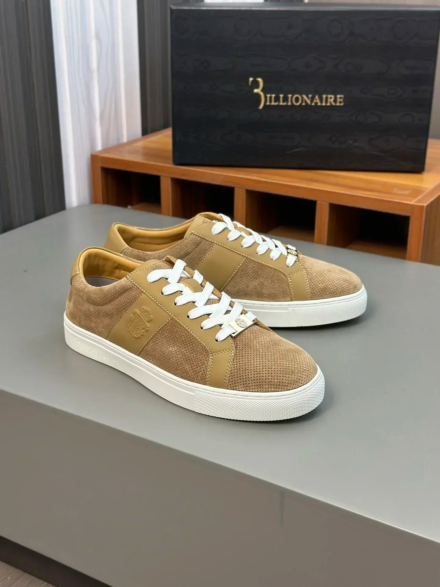 Sneakers Homme Cuir Véritable Brodés Casual Confort EU 39-44 – CLEVI Paris