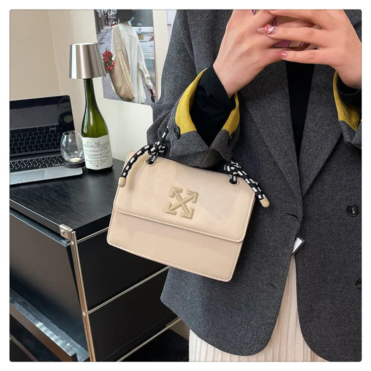Sac Carré Femme Simili Cuir Texturé Rétro Satchel Bandoulière Ajustable – CLEVI Paris