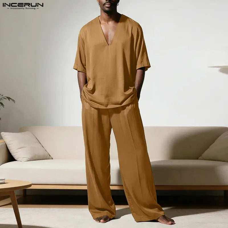Ensemble 2 Pièces Homme T-shirt Col V Manches Courtes + Pantalon INCERUN Streetwear Oversize – 3 Coloris, S à 5XL – CLEVI Paris