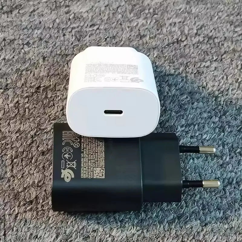 Chargeur Rapide 25W Samsung USB-C — Prise EU, Compatible Galaxy S25/S24/S23/Z Flip/Fold | CLEVI Paris