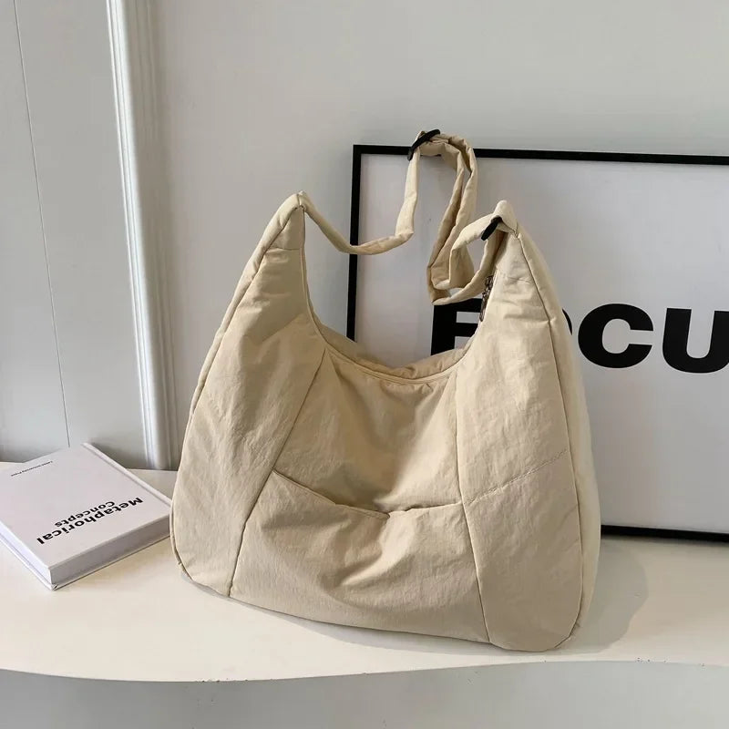 Sac à Main Bandoulière Nylon Femme | Casual & Élégant, Fermeture Zippée, 2 Tailles, 9 Coloris – CLEVI Paris
