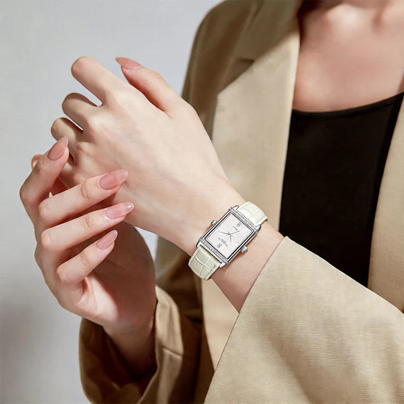 Shanghai Watch 22MT Montre Automatique Femme Rectangulaire Saphir Cuir 25x41mm – CLEVI Paris