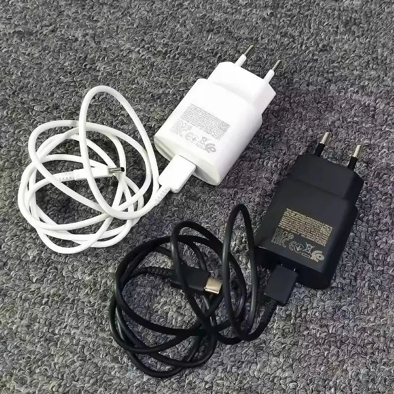 Chargeur Rapide 25W Samsung USB-C — Prise EU, Compatible Galaxy S25/S24/S23/Z Flip/Fold | CLEVI Paris