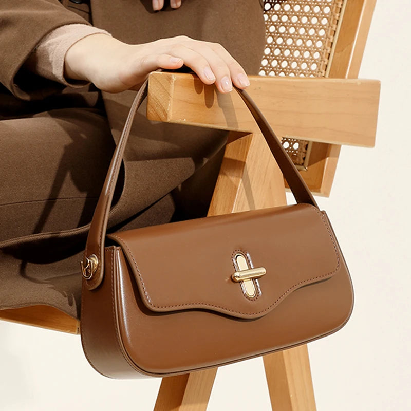 Sac Baguette Femme en Cuir Véritable – Sac Épaule Luxe Designer | 4 Coloris | Noir, Claret, Caramel, Café