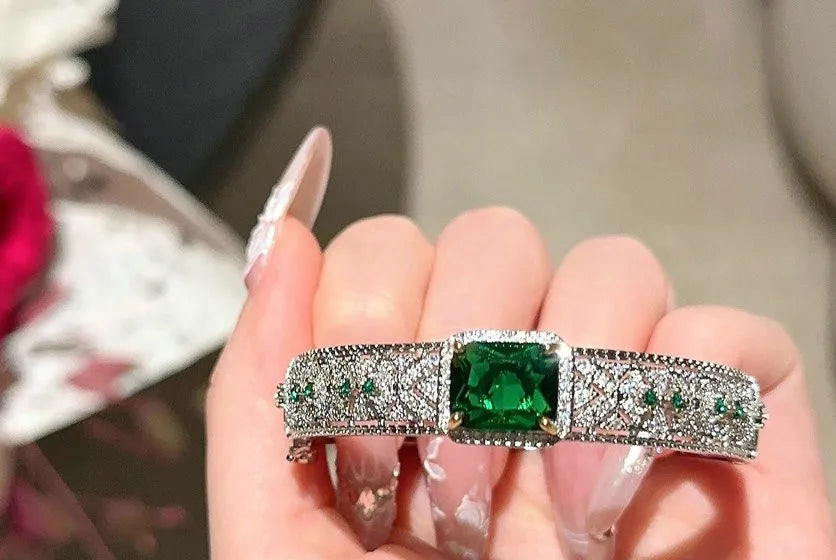 Bracelet Jonc Zircon Vert Taille Princesse Argent 925 – CLEVI Paris
