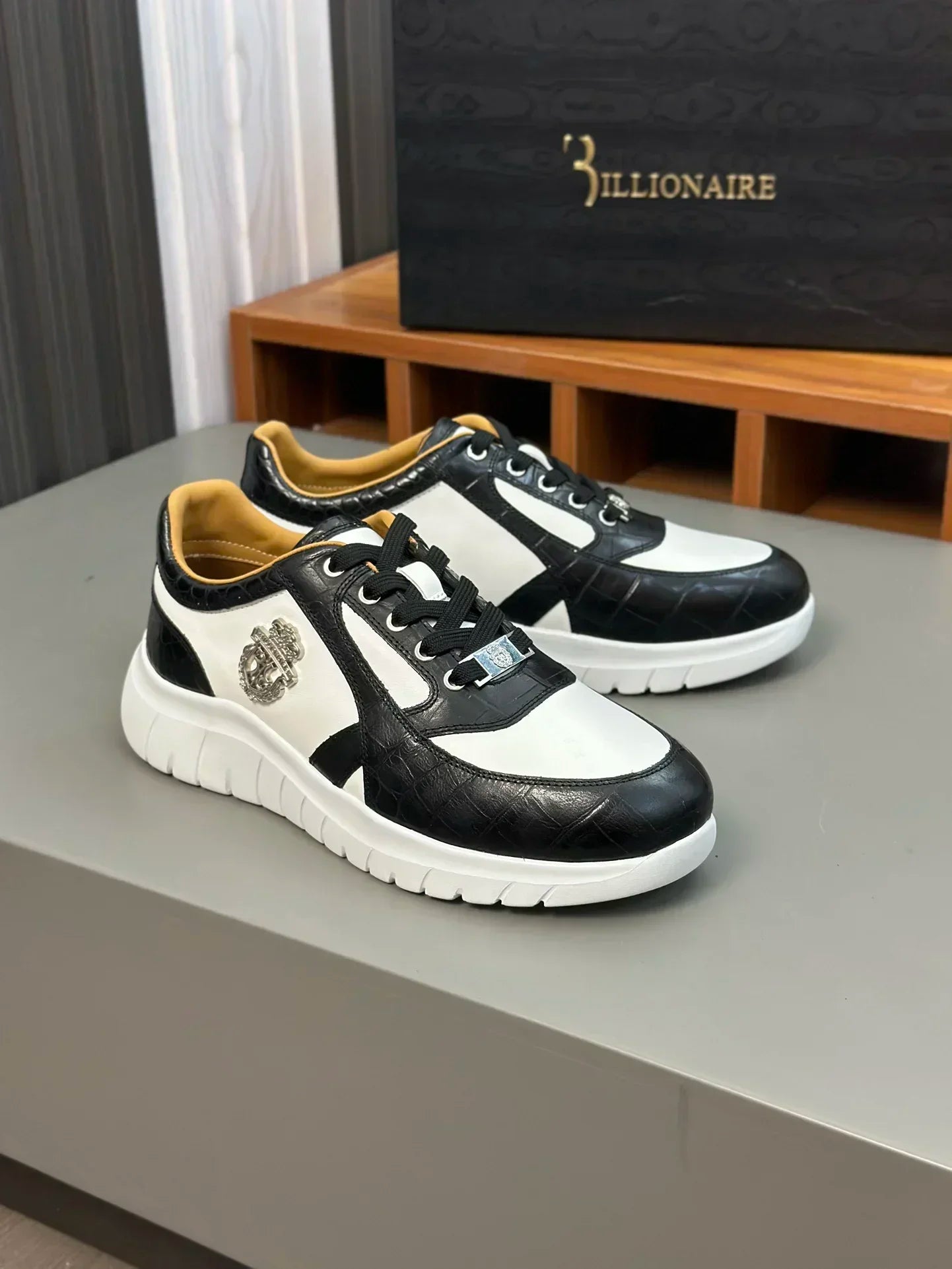 Sneakers Homme Cuir Véritable Brodés Casual Confort EU 39-44 – CLEVI Paris