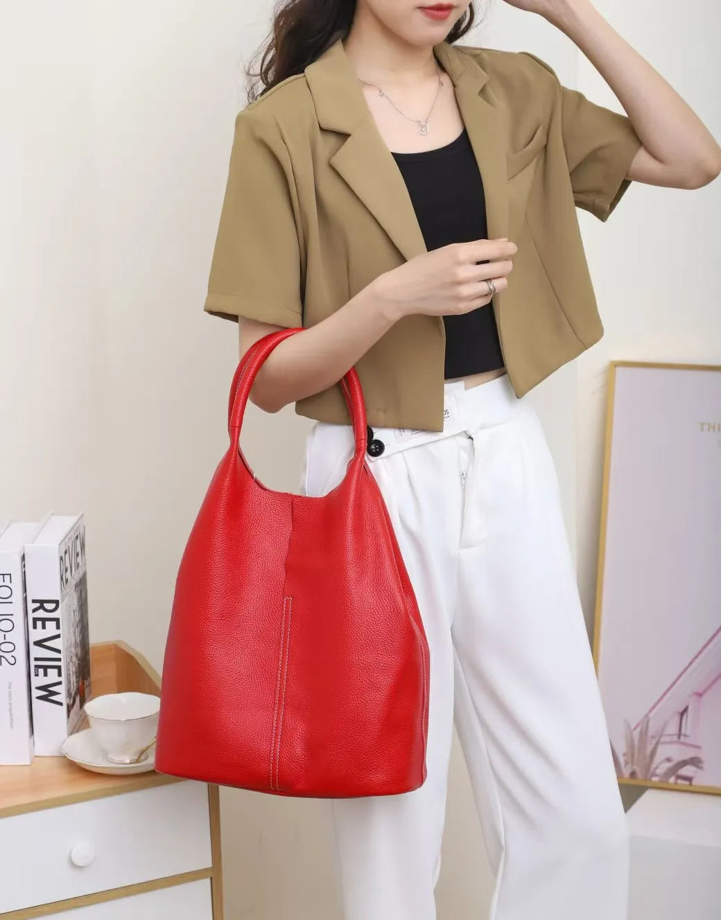 Sac seau femme en cuir de vachette – CLEVI Paris