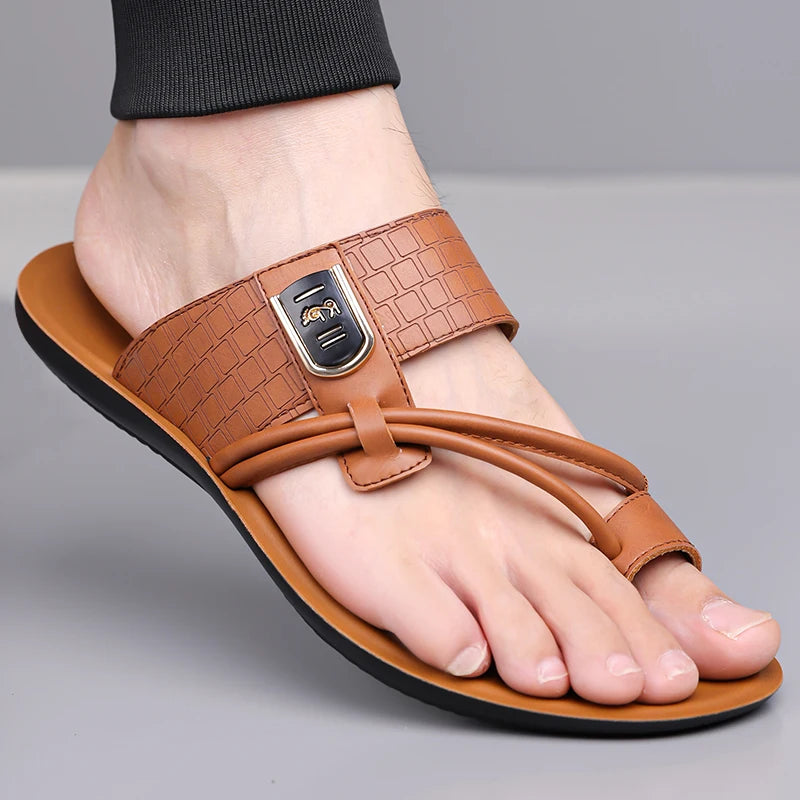 Sandales Homme Été – Slides Boucle, Décor Métal, Patchwork Street Style | Marron, Noir ou Blanc