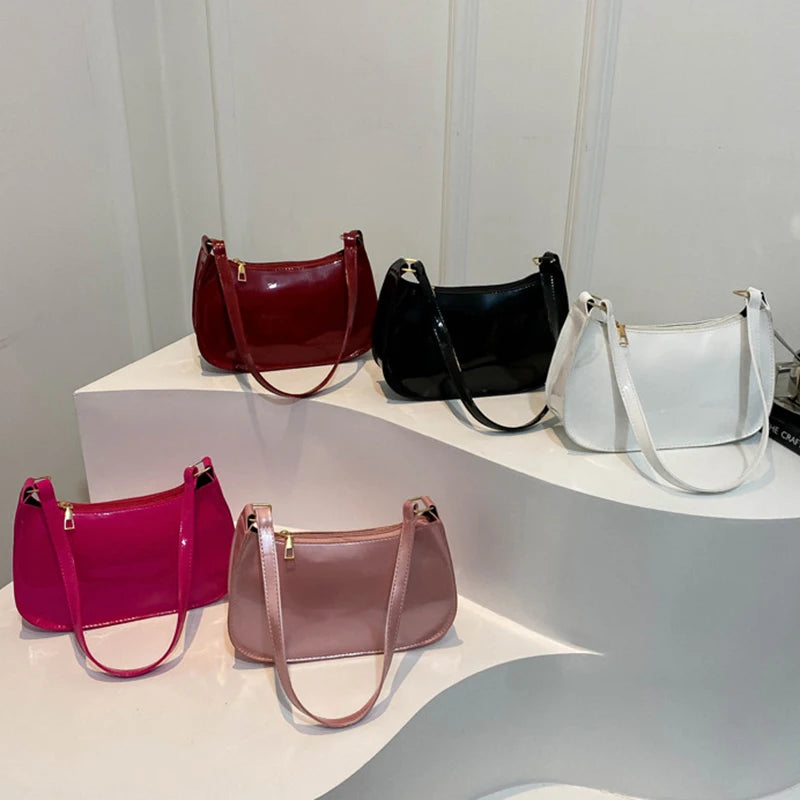 Sac Baguette Rétro en Cuir — CLEVI Paris