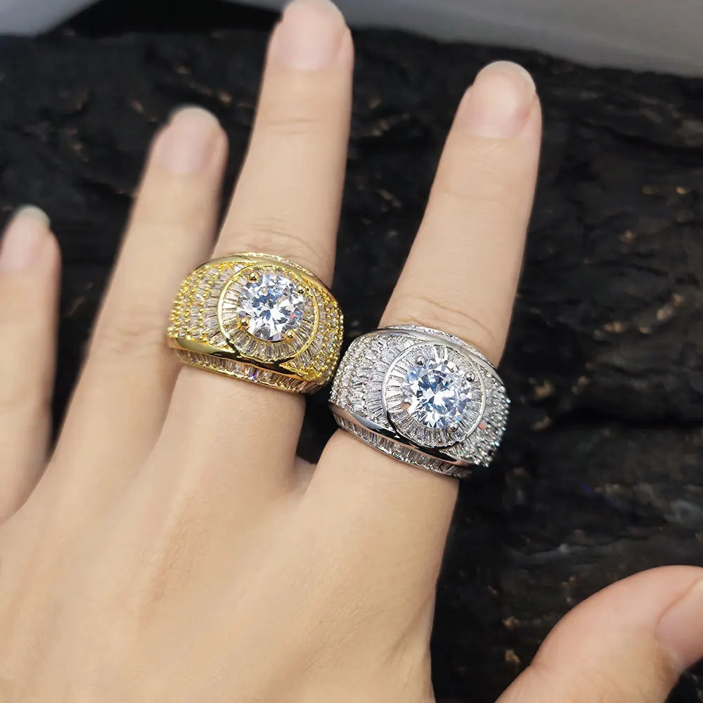 Bague Hip Hop Iced Out Zircon 5A – Cuivre Plaqué Argent ou Or 18K, Sertissage Griffe, Mixte, Tailles 7-11 – CLEVI Paris