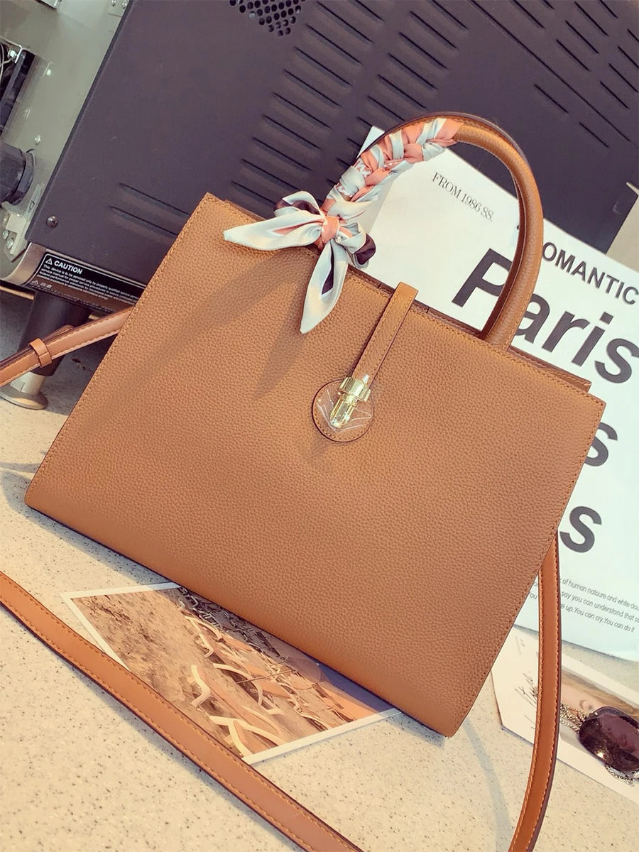 Sac bandoulière femme en cuir Mendy – CLEVI Paris