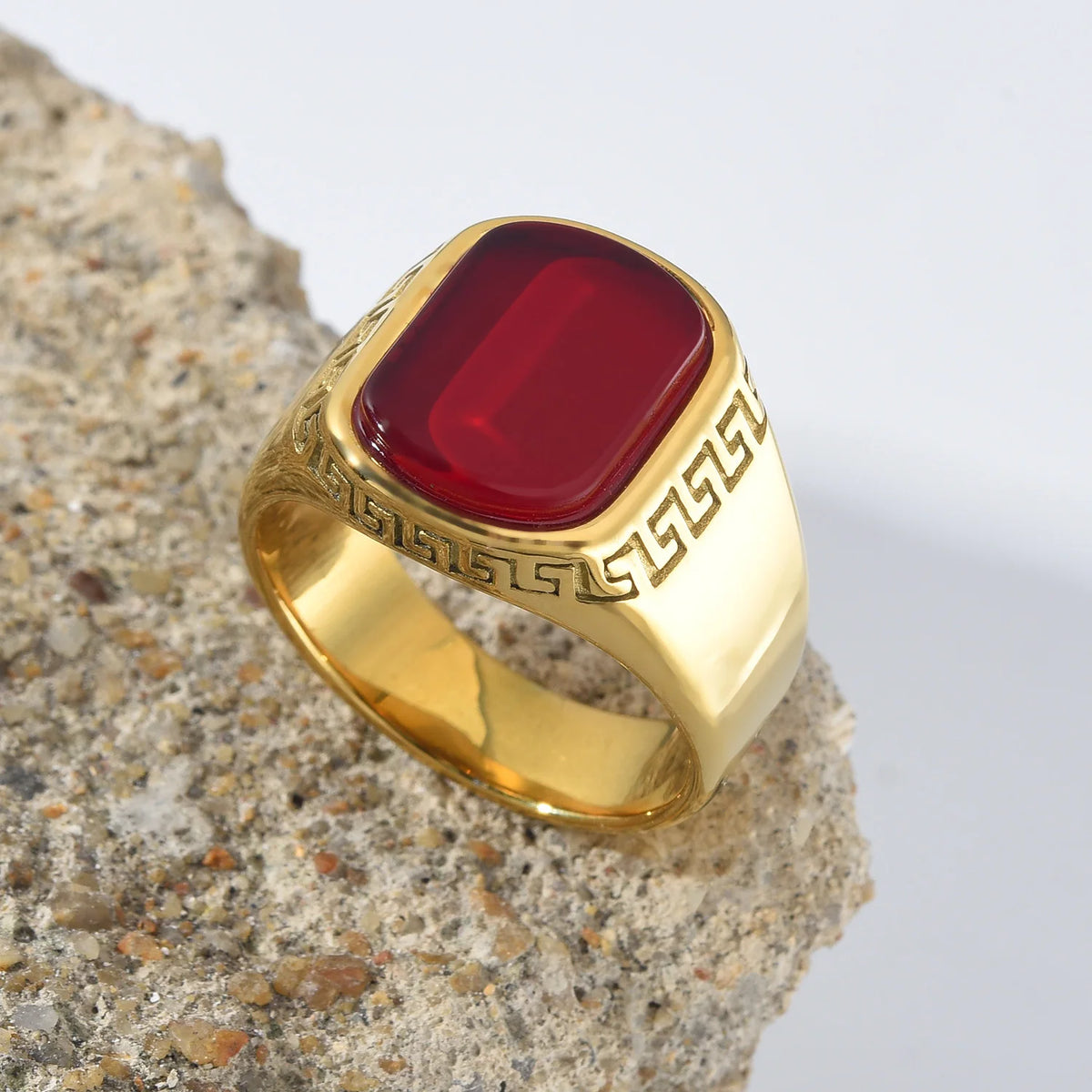 Bague Homme Acier Inoxydable Doré 18K – CLEVI Paris