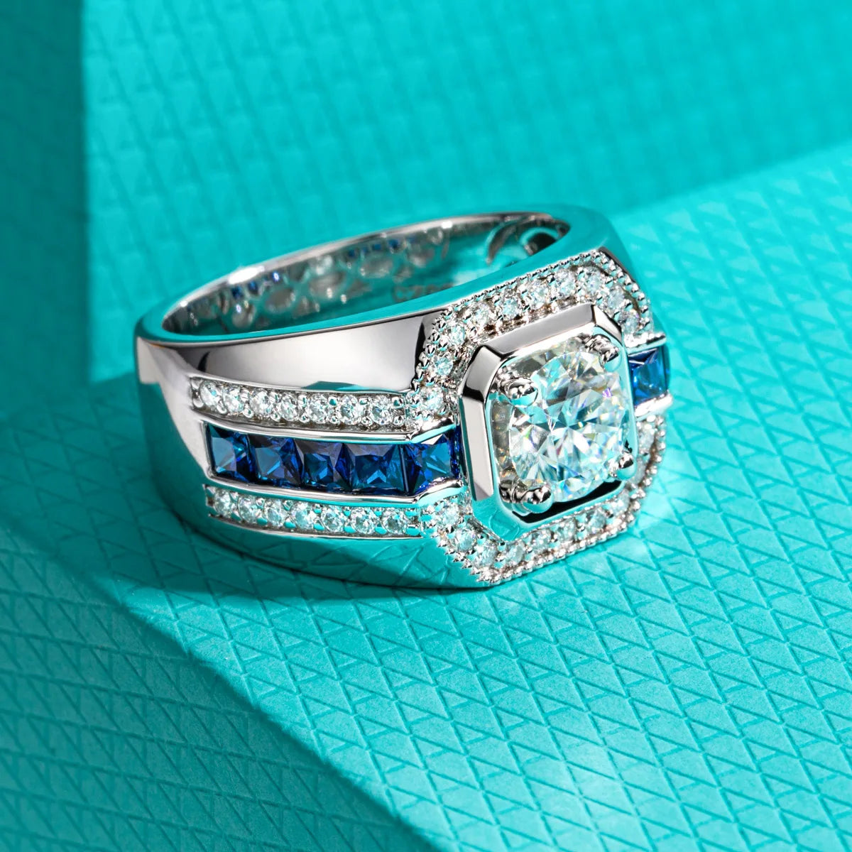 Bague Femme AnuJewel MS-RMO-122 – Moissanite 1ct Couleur D, Argent 925 Plaqué Or 18K, Sertissage Griffe, Tailles 8-12 – CLEVI Paris
