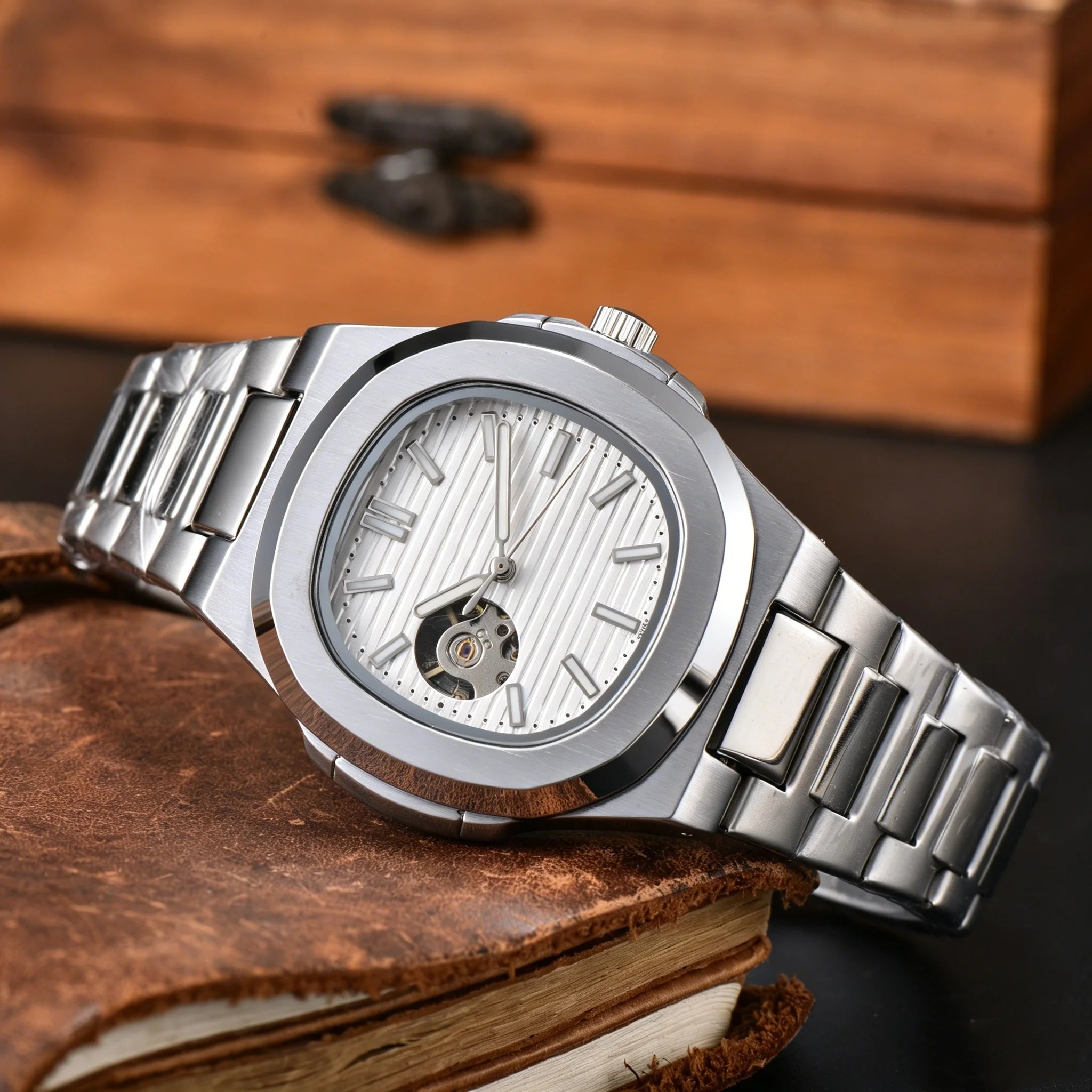 Montre Mécanique Homme Squelette Cadran Ouvert Acier 904L Bracelet Acier – CLEVI Paris