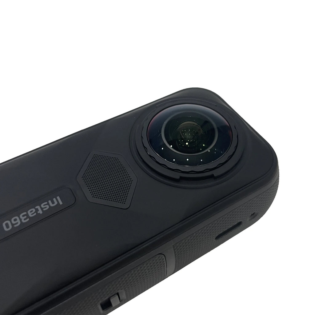 Insta360 X5 – Caméra 360° 8K/30fps Triple Puce IA Objectifs Interchangeables FlowState Basse Lumière Expédié Europe – CLEVI Paris