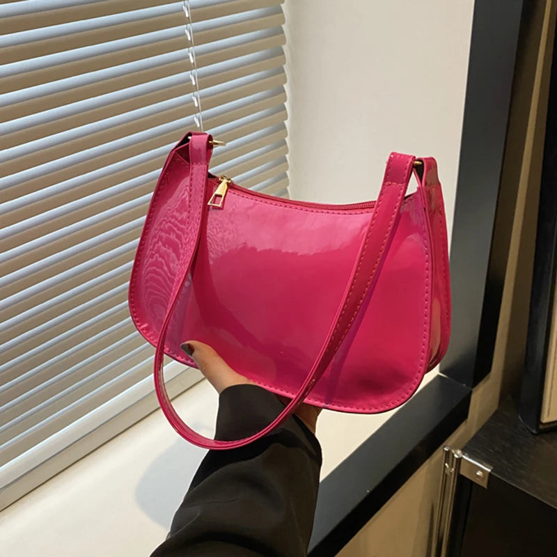 Sac Baguette Rétro en Cuir — CLEVI Paris