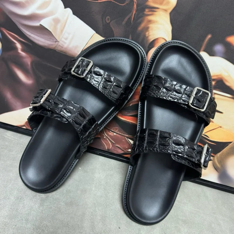 Sandales noires en cuir de crocodile réglables – CLEVI Paris