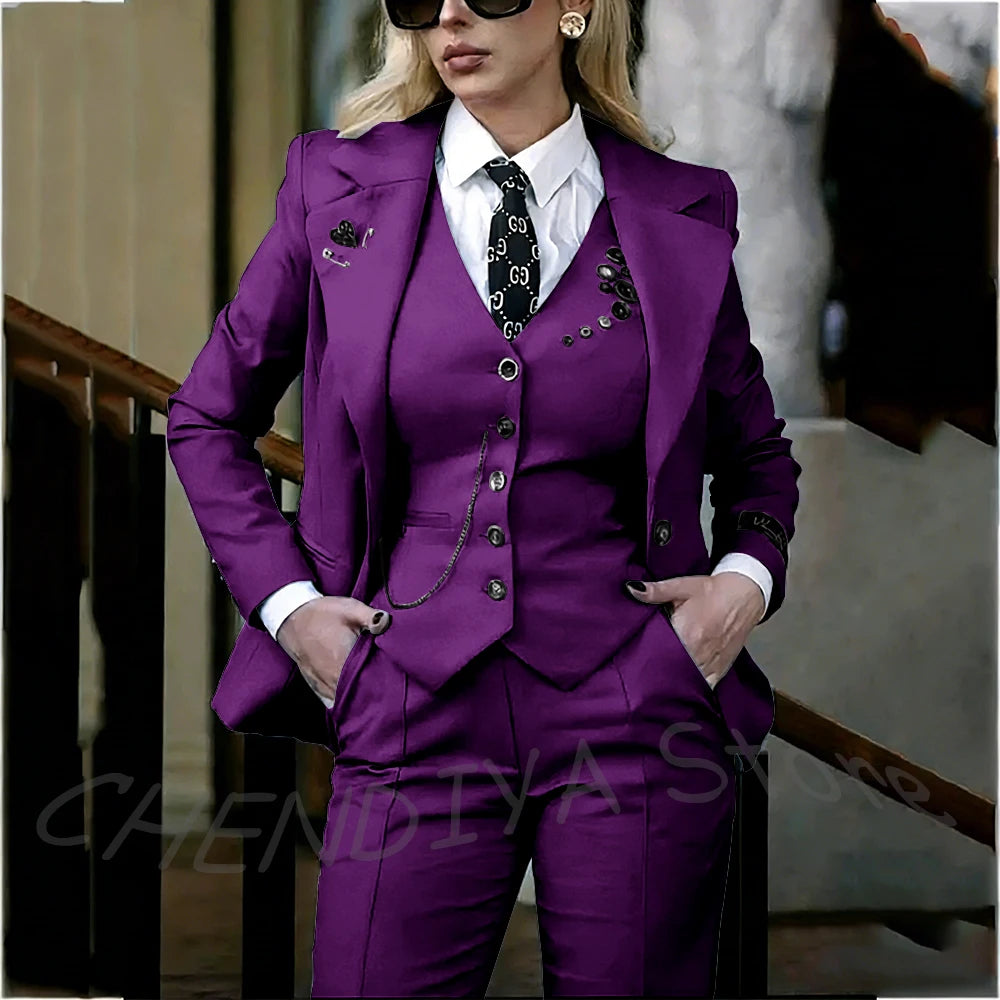 Tailleur pantalon femme à col châle – CLEVI Paris