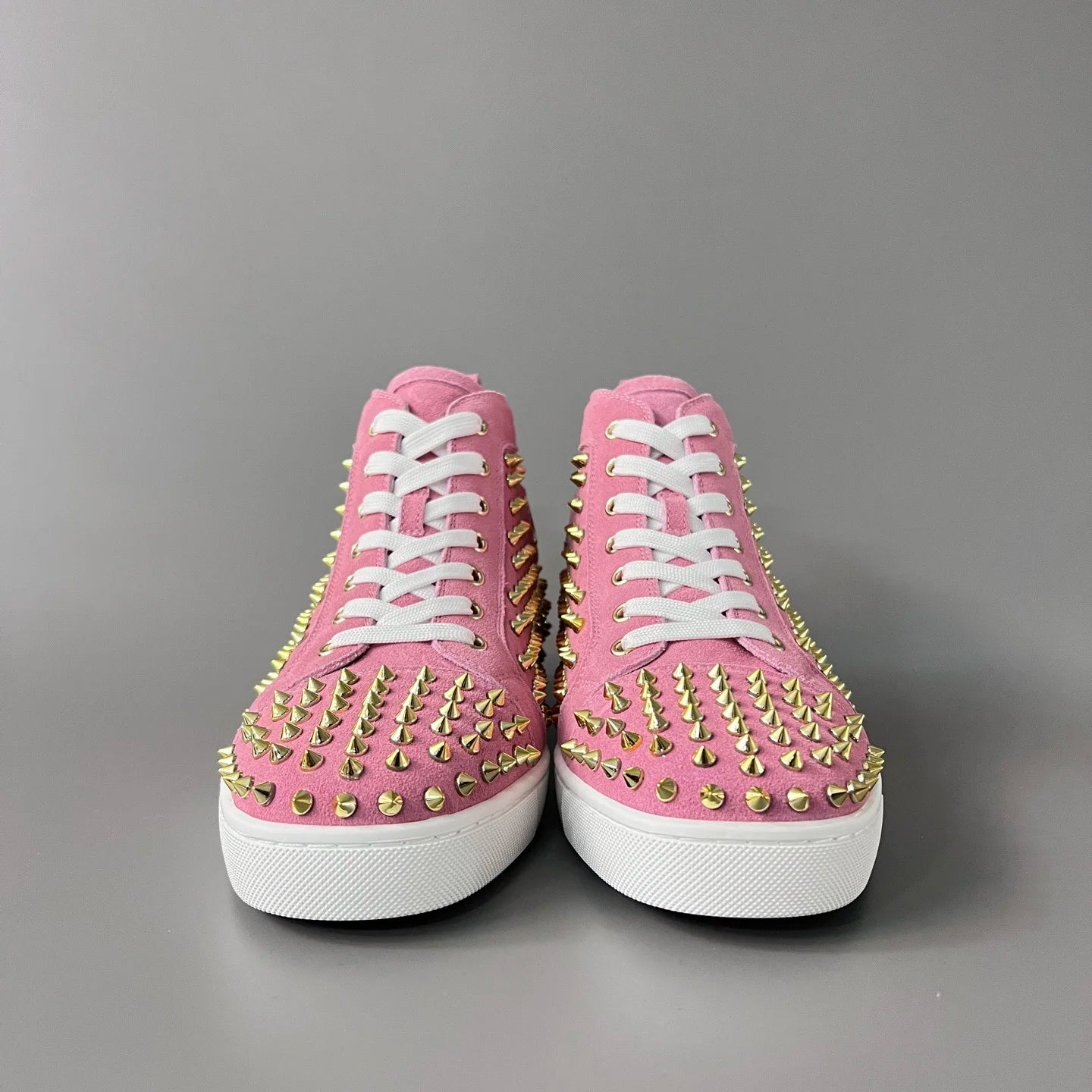 Mocassins Homme Cuir Suède Rose – Semelle Rouge, Rivets, Lacets | Style Luxe