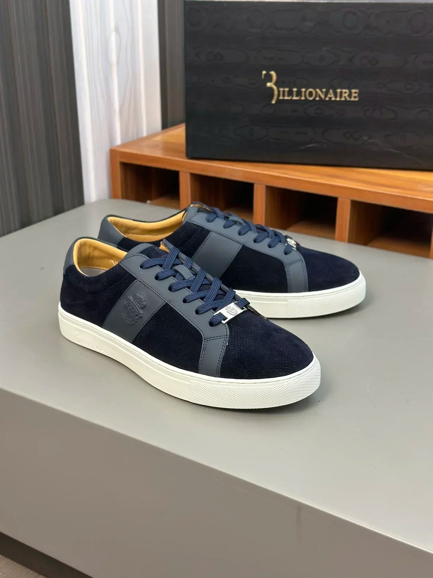 Sneakers Homme Cuir Véritable Brodés Casual Confort EU 39-44 – CLEVI Paris
