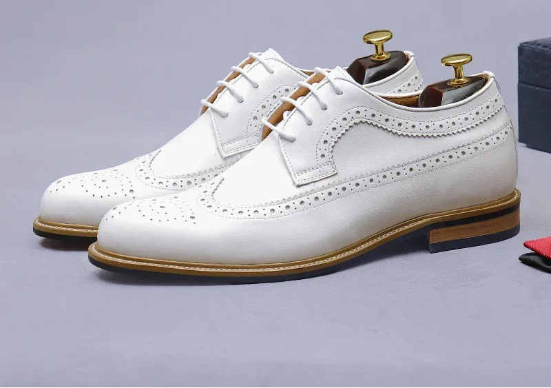 Richelieu Homme Cuir Vache Blanc Bout Pointu Rehaussant +5cm Sculpté Style Britannique ZGZJYWM – CLEVI Paris