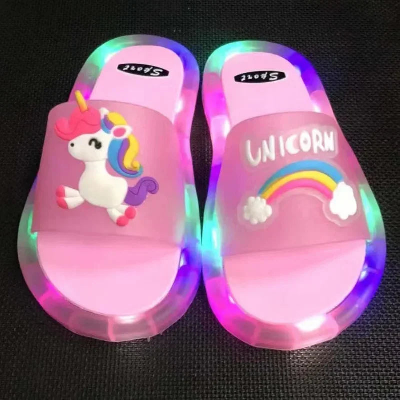 Chaussons Enfant Licorne – Semelle EVA, Séchage Rapide, Unisexe, Tailles 24-35 – CLEVI Paris