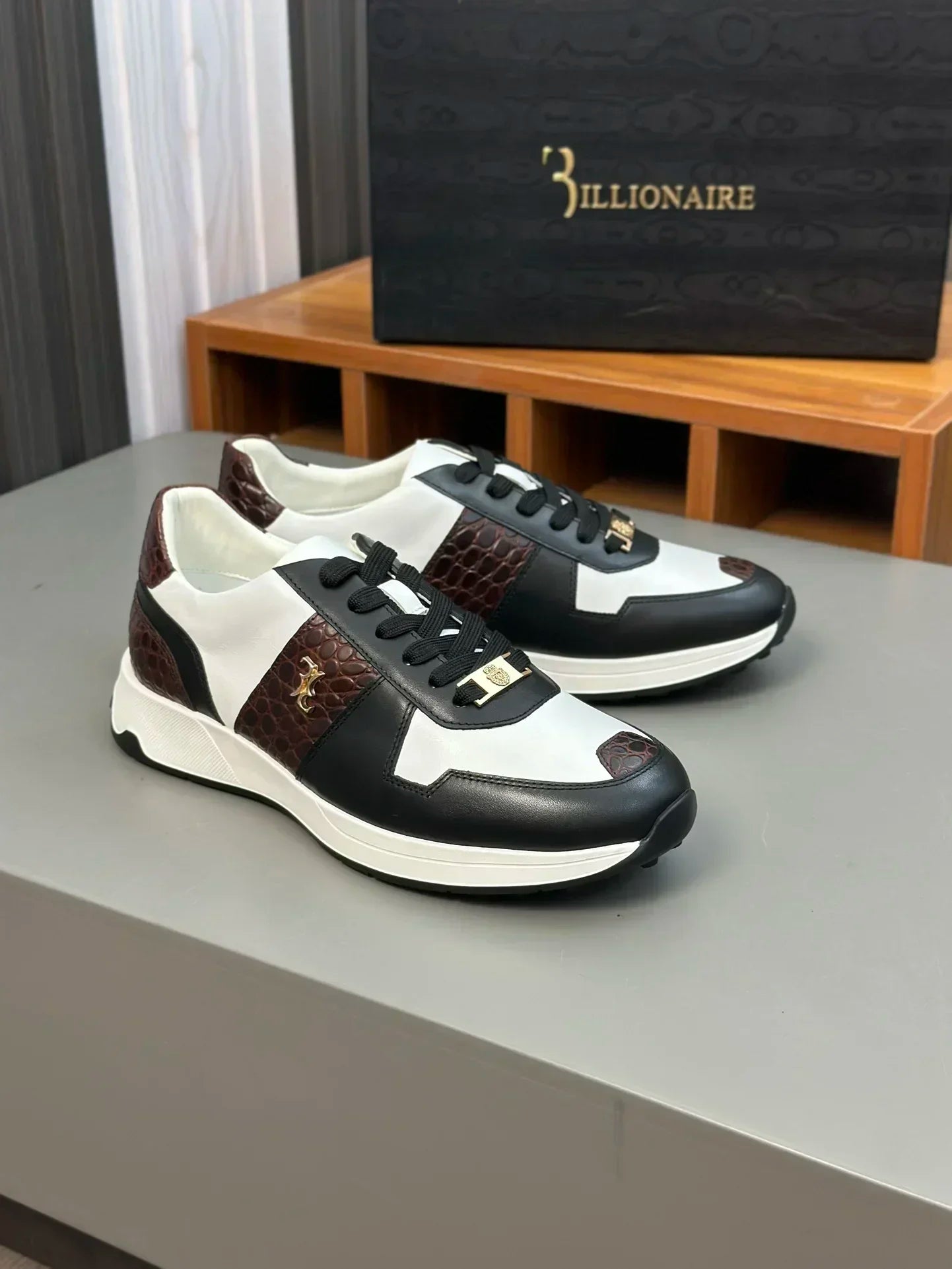 Sneakers Homme Cuir Véritable Brodés Casual Confort EU 39-44 – CLEVI Paris