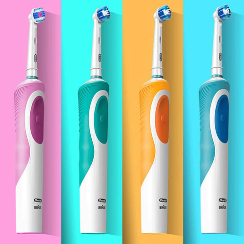 Brosse à Dents Électrique Oral-B Vitality D12 – Rotation 3D, Têtes FlexiSoft, IPX7, 7 Jours d'Autonomie – Têtes Offertes