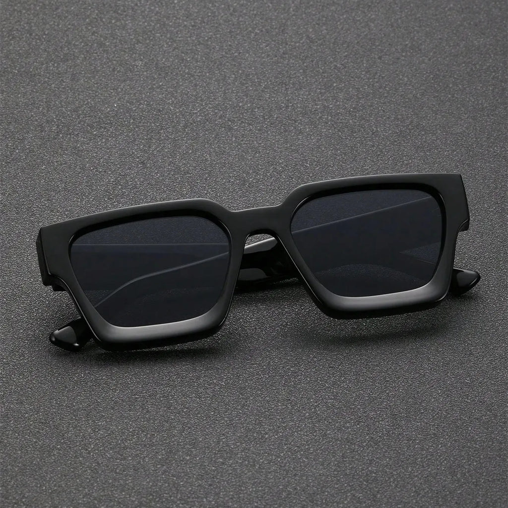 Lunettes de Soleil Carrées Mode Femme – Monture Plastique UV400 Plage Conduite Photo – CLEVI Paris