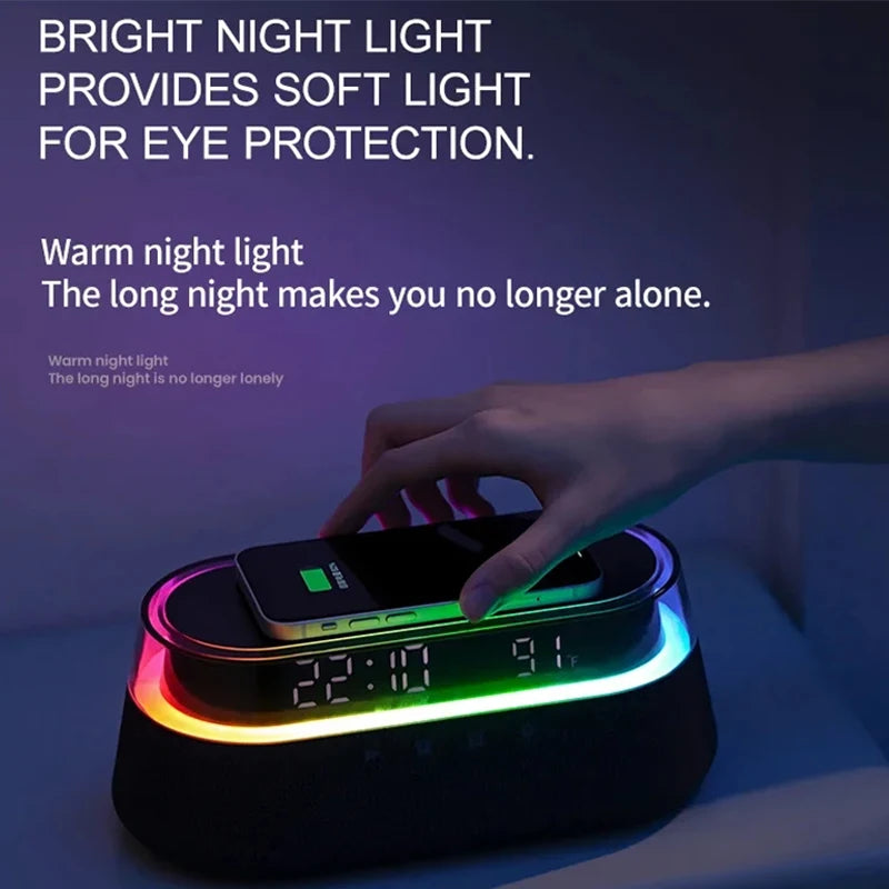 Réveil Intelligent 6-en-1 Chargeur Sans Fil 15W Enceinte Bluetooth Radio FM LED RGB – CLEVI Paris