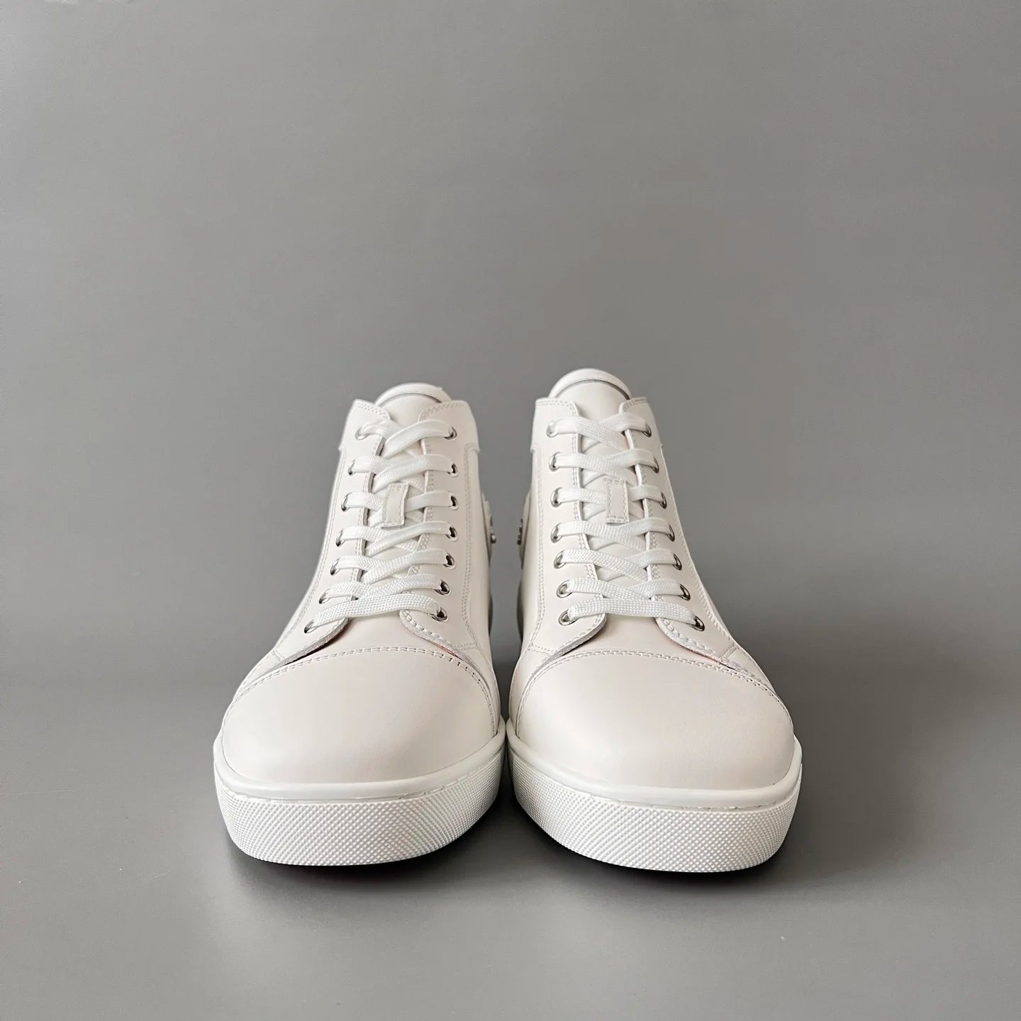 Mocassins Montants Homme Cuir Véritable Blanc – Semelle Rouge, Rivets, Lacets | Style Luxe