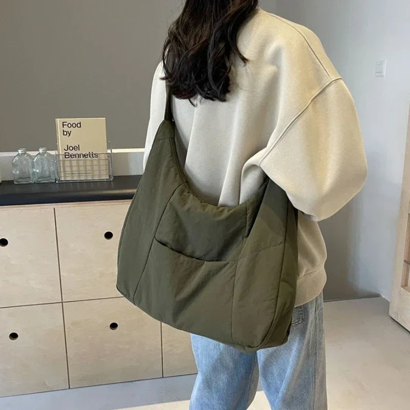 Sac à Main Bandoulière Nylon Femme | Casual & Élégant, Fermeture Zippée, 2 Tailles, 9 Coloris – CLEVI Paris
