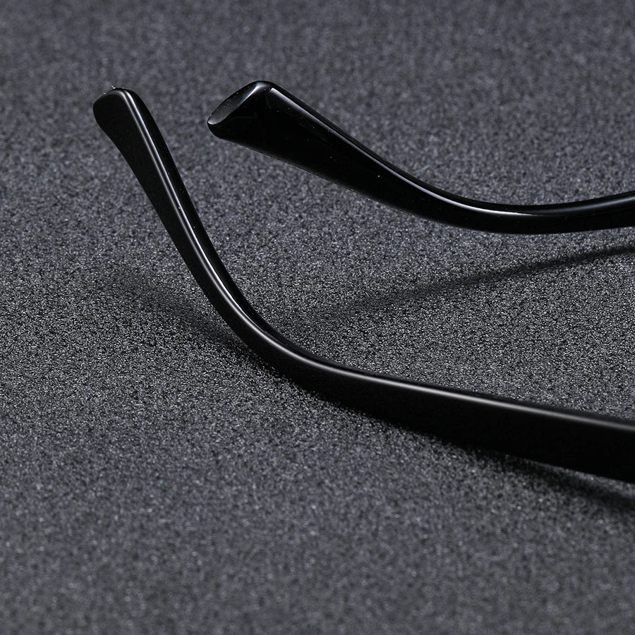 Lunettes de Soleil Carrées Homme Style Y2K Rivets Verres Dégradés 13110 – CLEVI Paris