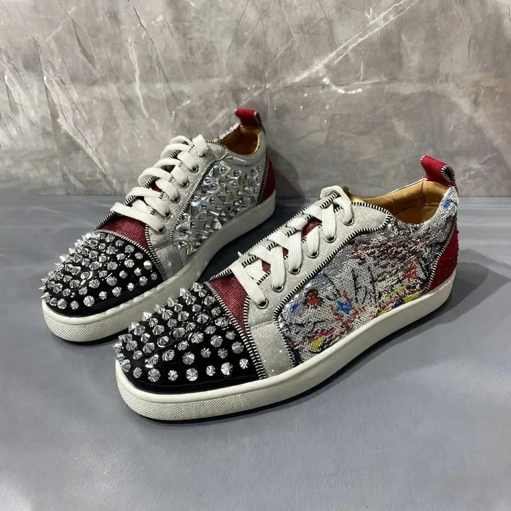 Sneakers Cuir Graffiti & Clous Homme – Bout Rond, Lacets, Confort Quotidien, Tailles 38-47 – CLEVI Paris