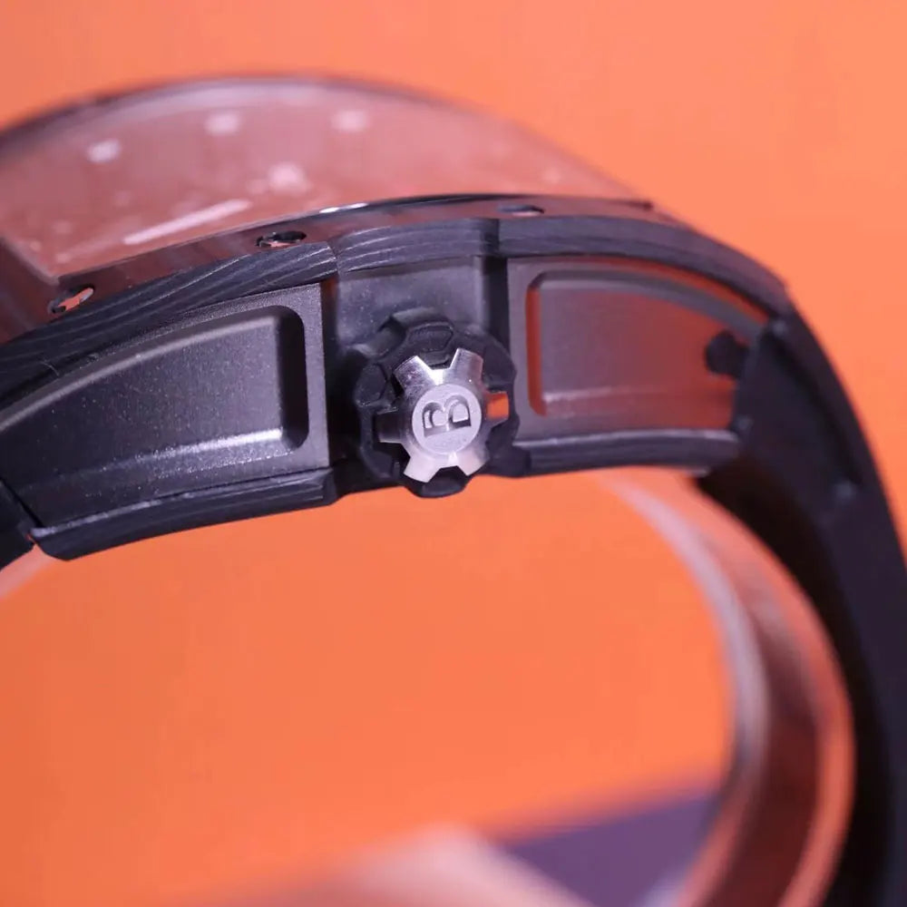 Montre BONEST GATTI BG-9004 – Tourbillon Automatique, Lunette Fibre de Carbone, Tonneau 46 mm, Squelette, Bracelet Fluoroélastomère, Étanche 5 ATM – CLEVI Paris