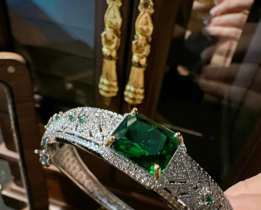 Bracelet Jonc Zircon Vert Taille Princesse Argent 925 – CLEVI Paris