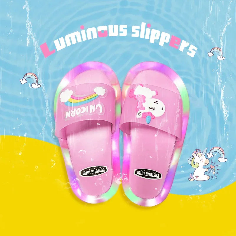 Chaussons Enfant Licorne – Semelle EVA, Séchage Rapide, Unisexe, Tailles 24-35 – CLEVI Paris