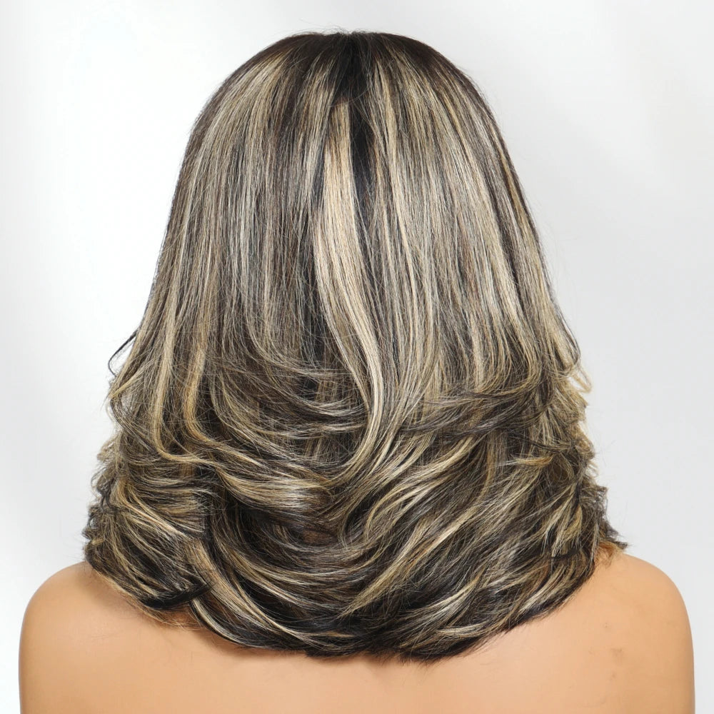 Perruque bob ondulée, mèches blond cendré – CLEVI Paris