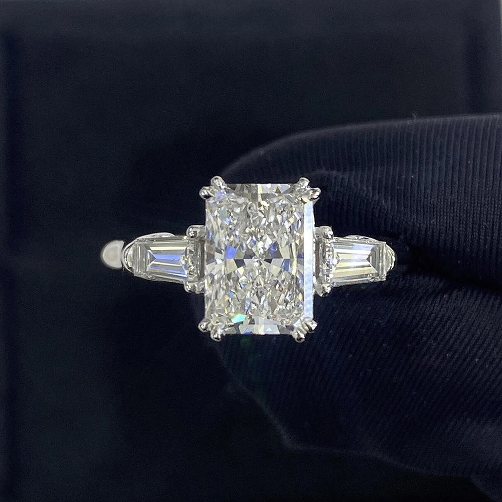 Bague Fiançailles KUTPF Moissanite 1 à 4ct Taille Radiant ou Émeraude Argent 925 Certifiée – CLEVI Paris