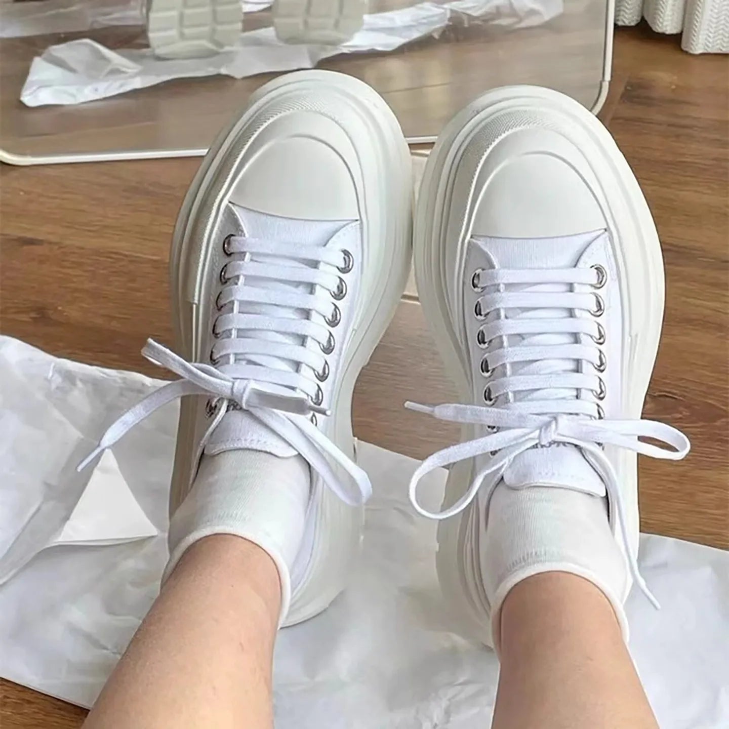 Sneakers Unisexe Canvas Semelle Épaisse Rehaussante Noir & Blanc – CLEVI Paris